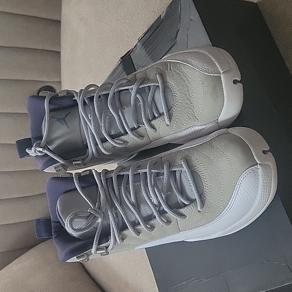 Jordan Retro 12 - Picture 2 of 6